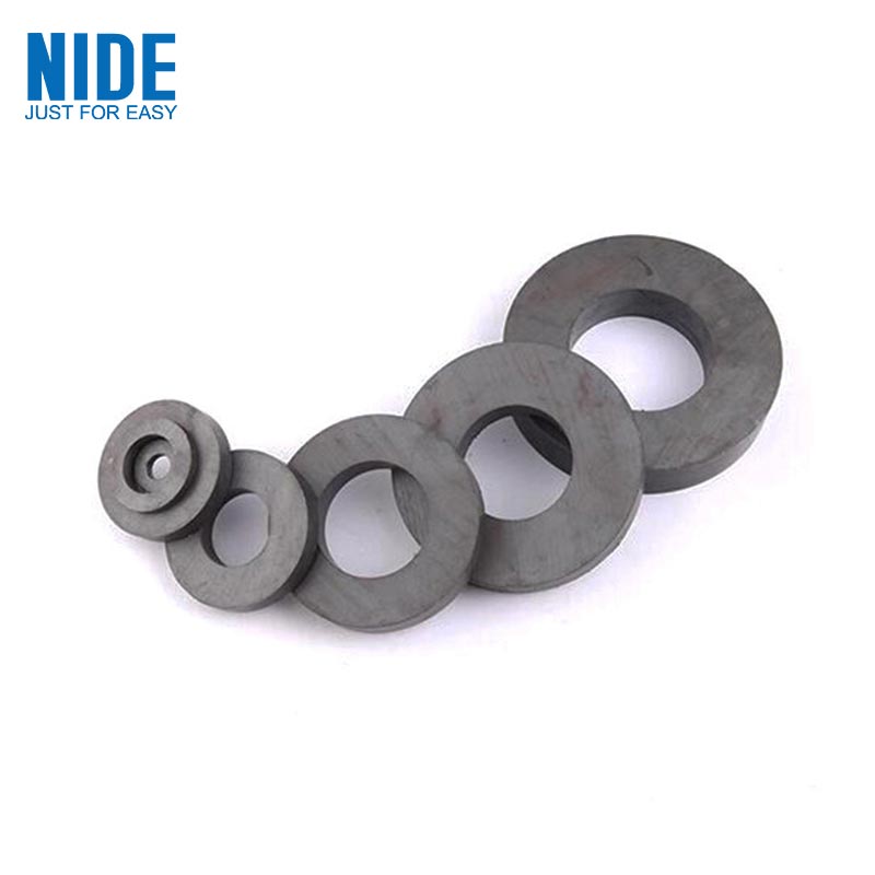 Magnetau Ceramig Ring Ferrite